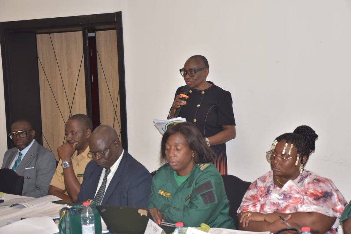 FAOCameroun's tweet photo. 🐘🌍 An extraordinary session of the Sustainable Wildlife Management Program (#SWM) took place today in #Yaoundé 🇨🇲.
Objectif : 📑 Review and ✅ validate Year 4 work plan for sustainable and participatory 🦓🐒🐦 wildlife management.
#WildlifeManagement #SWM

@MinfofTv https://t.co/biYjSeFJmi