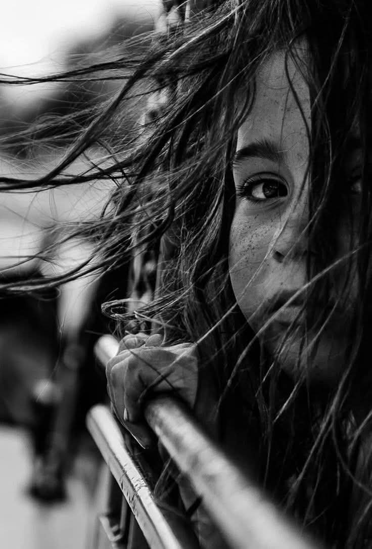 s_msonia's tweet photo. "Se puede tener, en lo más profundo del alma, un corazón cálido, y sin embargo, puede ser que nadie acuda a él".
Vincent van Gogh ✍️

#BuenosDiasATodos 
#FelizMiércoles https://t.co/9K1ckcwyUw