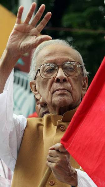 srpnrahulranjan's tweet photo. पश्चिम बंगाल के पुर्व मुख्यमंत्री ज्योति बसु-Jyoti Basu जी को आज उनके जन्मदिन पर नमन करता हुं। ज्योति बसु भारत के एक दिग्गज कम्युनिस्ट राजनेता थे, जिन्होंने भारतीय राजनीति, विशेषकर पश्चिम बंगाल के इतिहास पर एक अमिट छाप छोड़ी है। 
#jyotibasu 
#srpn
#SelecciónColombia 
#AIGirlEP2 https://t.co/LmpZvTdQYP