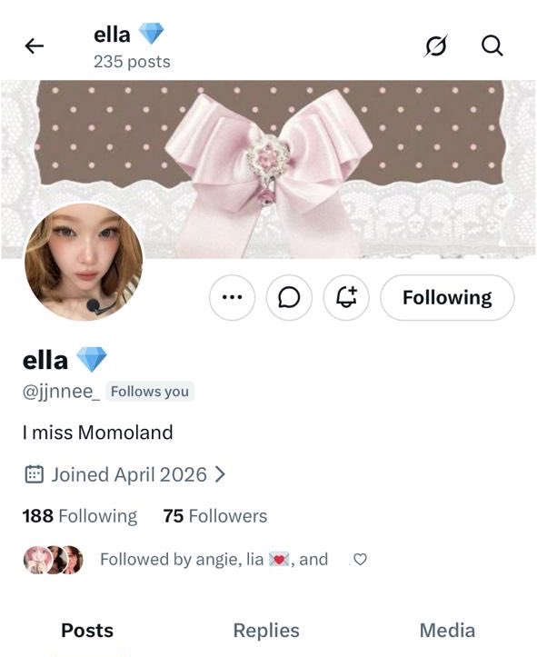 bamkkyuu's tweet photo. fb negativo/exposed pra @/jjnnee_ por golpe 

meu primeiro fb negativo, talvez fique confuso 🥹

entrei em contato com a ella dia 4/6 com interesse de compra em alguns dos itens q ela anunciou https://t.co/BwmiiNJy6B