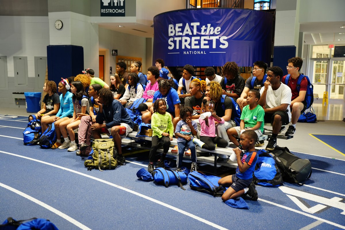 BeattheStreetsN's tweet photo. Thank you to Oline Construction for supporting the #BeatTheStreets National Enrichment Camp &amp; Duals! https://t.co/fjxinqpGxi