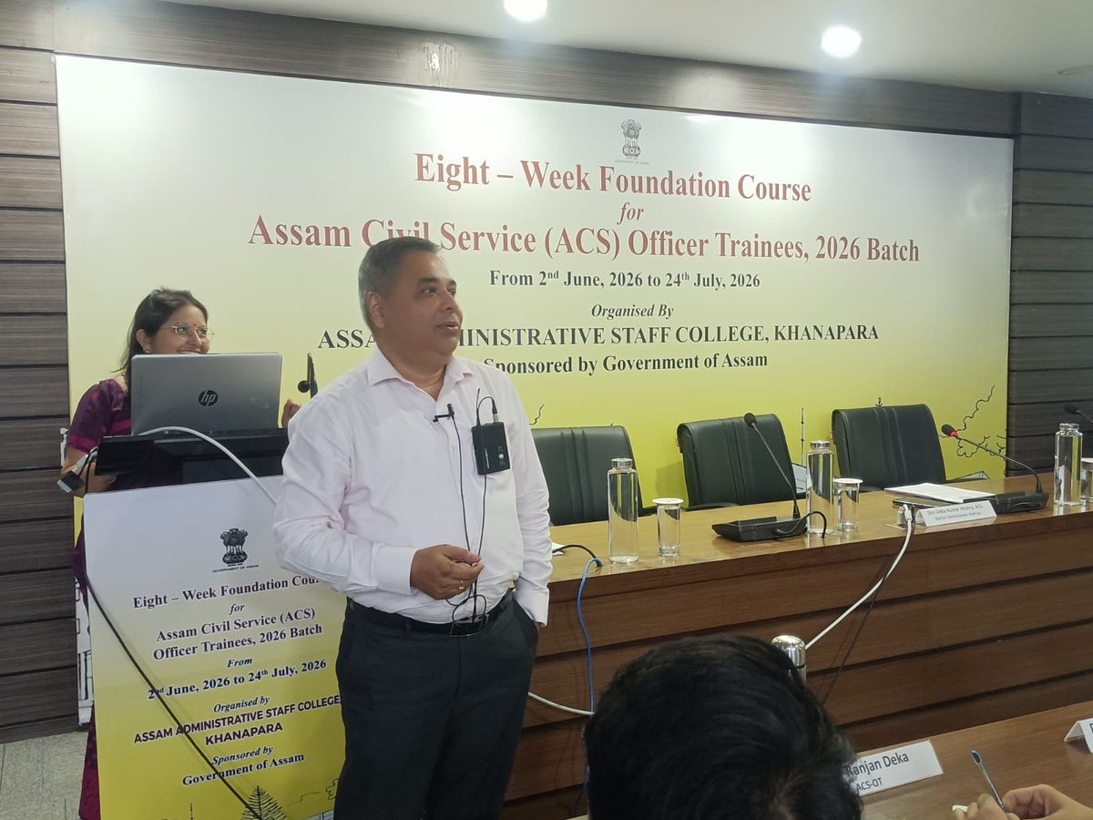 aasc1960's tweet photo. An extremely engaging session for the ACS OTs was imparted by Shri Deba Kumar Misra, ACS, DC Kamrup on Tourism Sector in Assam &amp; North-East: a perspective. https://t.co/kKITAID9Mc