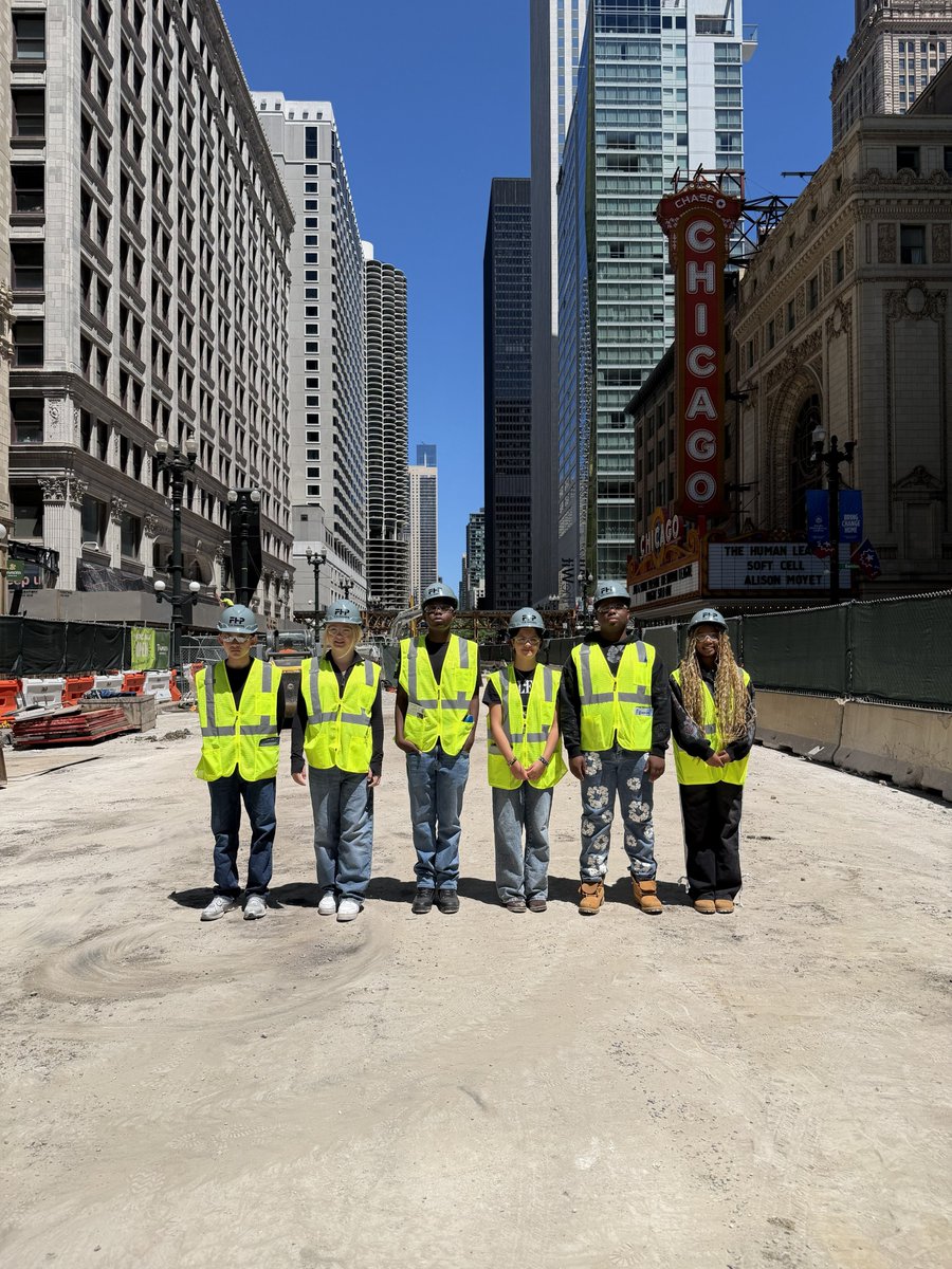 fhpaschen's tweet photo. Celebrating our Paschen Scholars and an incredible summer of learning, teamwork, and growth. Congrats! #BuildWithPaschen #PursueWithPaschen https://t.co/3hiEnf2avK