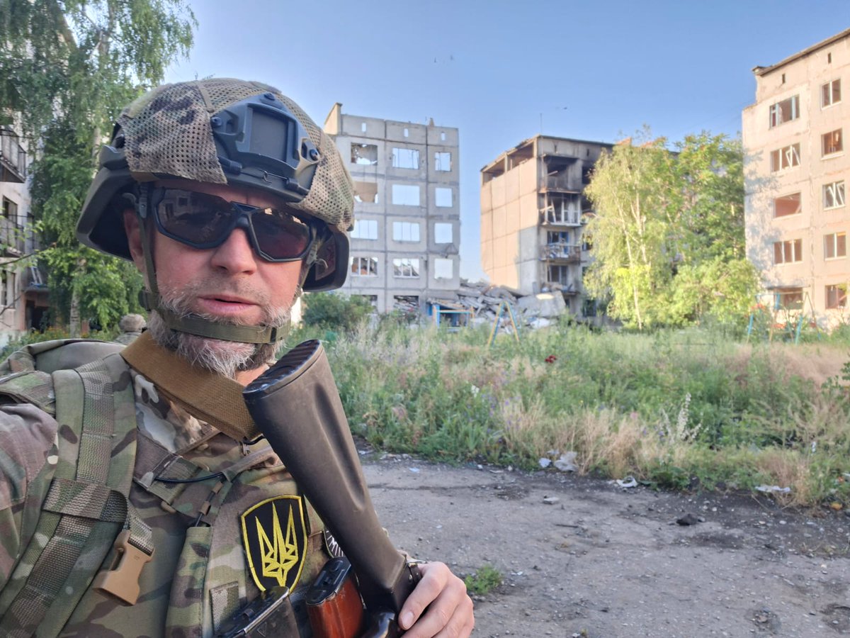 AlexRubizh's tweet photo. We’re halfway through our fundraiser for the Rubizh Brigade! 🚀
We have not moved much further.
✅ ~3100 EUR collected
🎯 5,000 EUR total needed for 4 antennas for recon drones
📡 Already buying the first antennas!
Let’s push to the finish—every bit helps keep our recon mission strong.
Paypal:
Harmata.volunteers@gmail.com