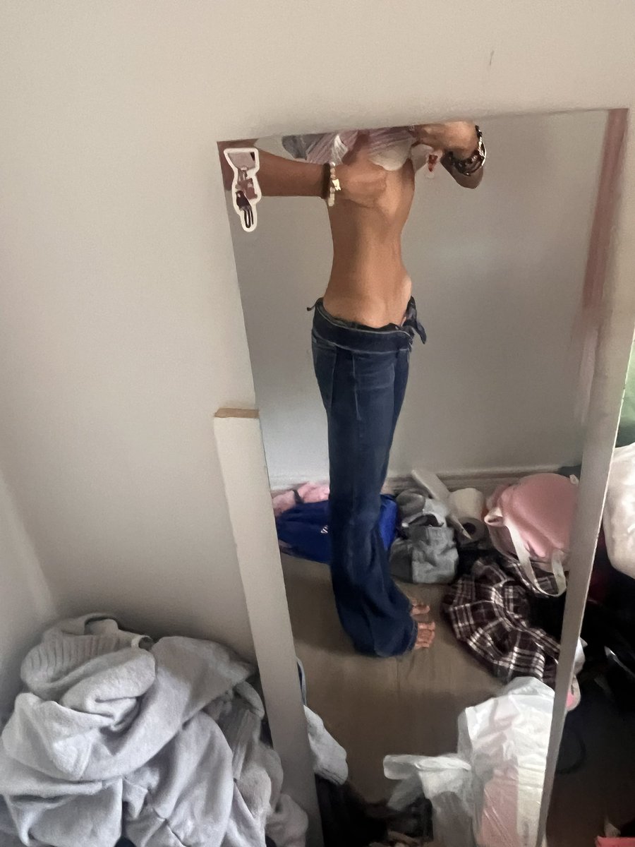 grievingdolly's tweet photo. 12 pm bodycheck !!!
#edrtwt #bodycheck https://t.co/SVmHBNvQgD