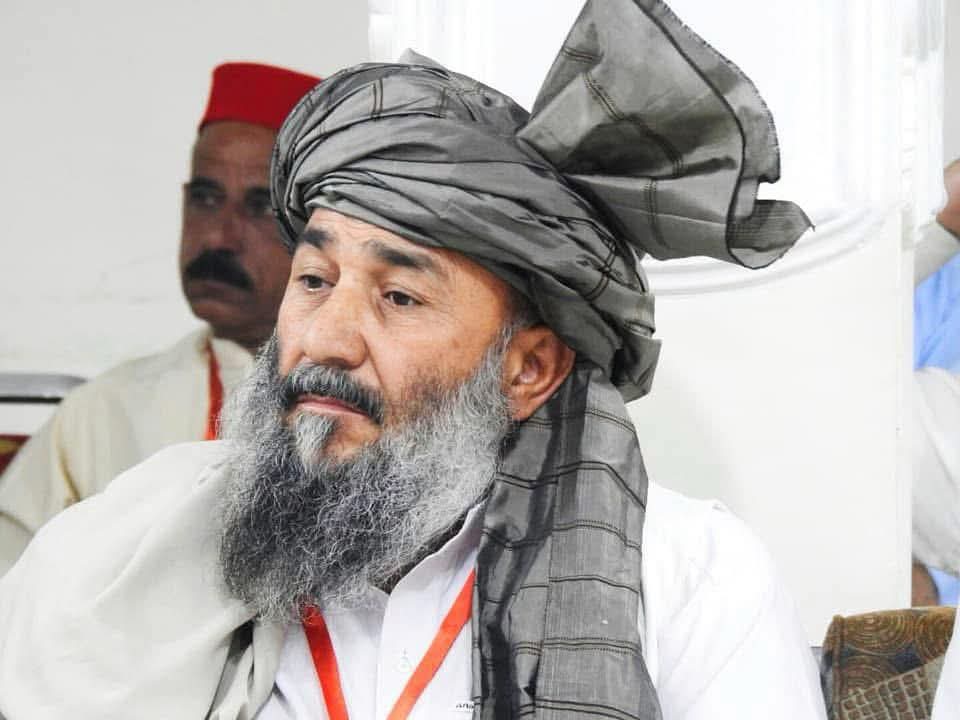 Shahzainkhan555's tweet photo. د مولانا خانزيب شهيد مشر ورور شيخ جهانذاده صیب وائ چی تر نن ورځی د تحريک انصاف يو عهده دار يا ممبر د مولانا صیب تعزيت نه دے کړی ؟
ډيره د افسوس او شرم خبره ده سياسی اختلاف په خپل ځاى خو هغه عزیز ولی او پښتون ولی هم د دی وتلی دلګانو نه وتی ده 
👇
#RememeberingMaulanaKhanZeb https://t.co/zNrkgLWUSo