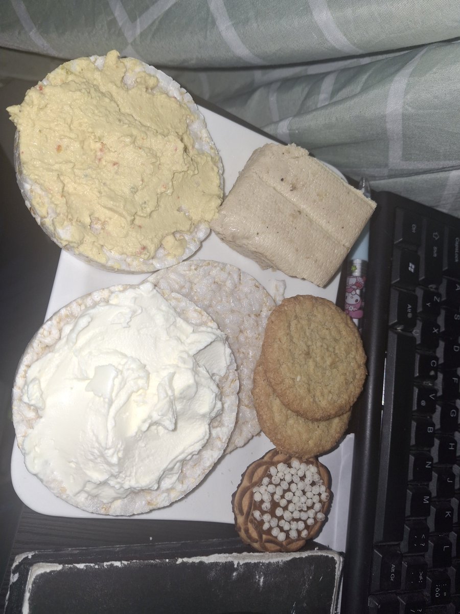 Kayzerkim's tweet photo. the best 686kcal https://t.co/BFwzrauhHz