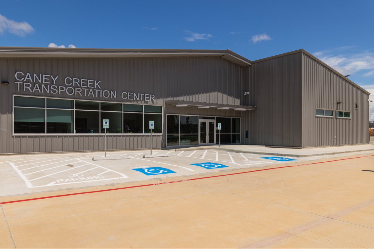 ConroeISD's tweet photo. The recent expansion of the Caney Creek Transportation Center brings important upgrades that support our team and daily operations. Improvements include a new six-bay maintenance shop, expanded operations offices, a training room, and dedicated spaces for mechanics. 🚌🎉🔧 https://t.co/YYXZ96F9cS