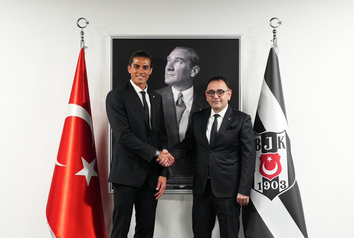 Besiktas's tweet photo. Resmi Açıklama | Doğan Alemdar

🔗 https://t.co/8FfFGcBuof https://t.co/6IObKRIFeo