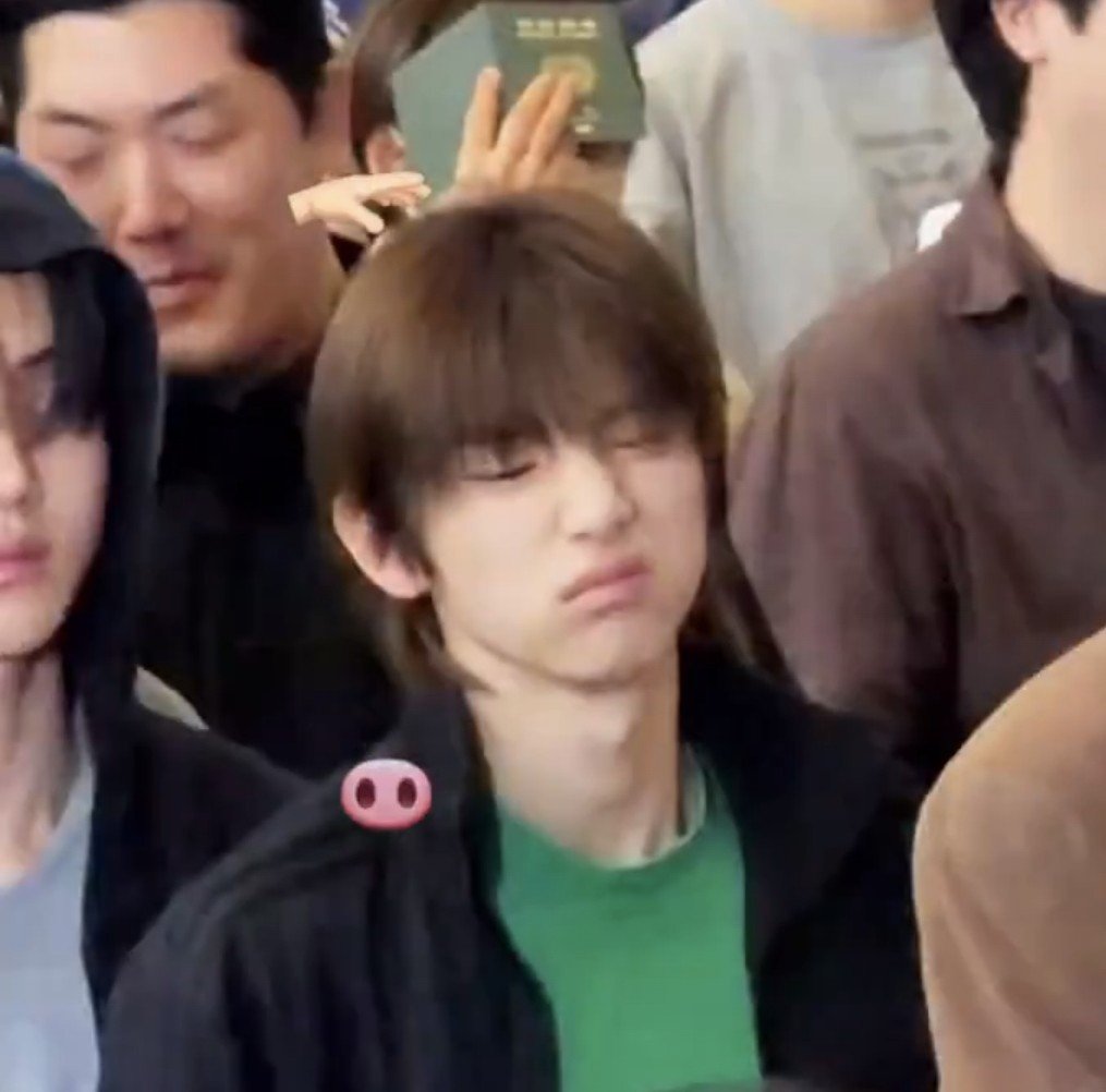 itchybelly's tweet photo. juhoon bao🥺🫳 https://t.co/JBNebylXaP
