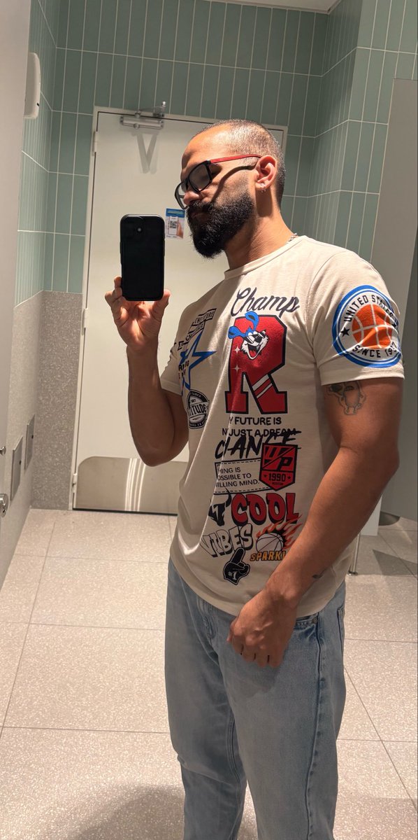 Yohan José tweet media