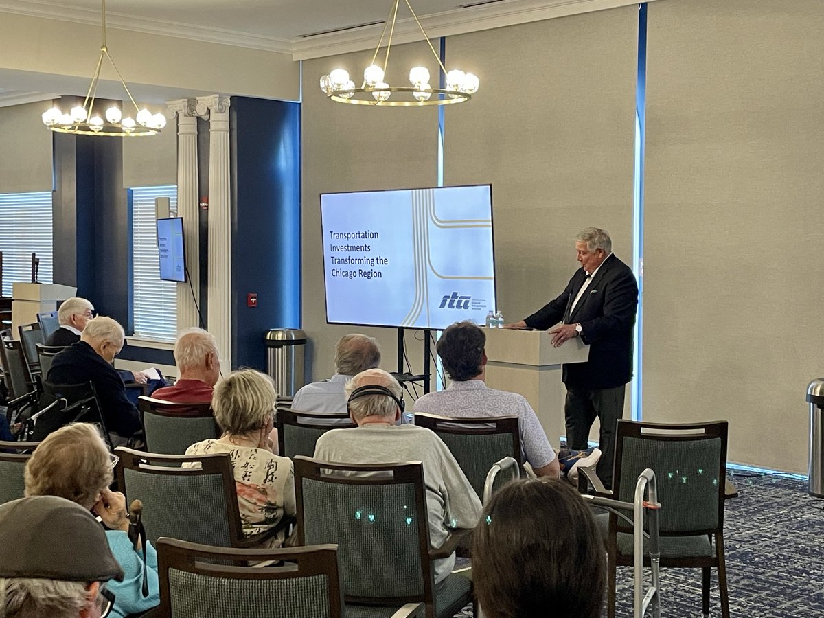 KDillardChicago's tweet photo. Yesterday I had the privilege of taking part in @PlymouthPlace Residents Civil Lecture Series to share my analysis on the impact public transit has on the local economy!! https://t.co/HlQHmitCnq