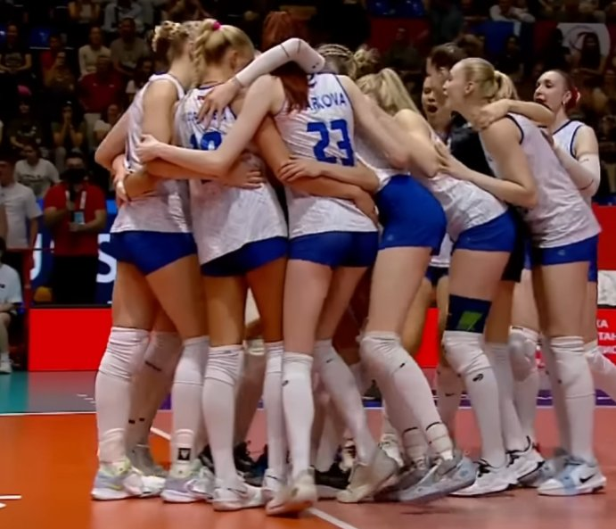gibbybaris's tweet photo. 💥 FIVB, RUSYA'NIN YASAĞINI KALDIRDI

"Rus sporcular ve teknik görevlilerin tüm disiplinlerde FIVB, Dünya ve Resmi organizasyonlara geri dönmelerine izin verilecektir."

"Rus milli takımları, dondurulduğu andaki puanlarıyla aynı olacak şekilde Dünya Sıralamasına yeniden dahil edilecektir."

"Rus bayrağı, marşı, renkleri veya diğer kimlik unsurlarının sergilenmesi FIVB ve CEV takdirinde olacak; sporcuların tam katılımını garanti altına almak amacıyla ilgili uluslararası spor kuruluşlarına danışılarak zamanı geldiğinde karara bağlanacaktır."