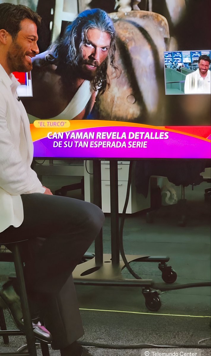 CanYamanNewsInt's tweet photo. 🇺🇸📺| Telemundo Day 2 - #CanYaman promotion of #ElTurco

En Casa con Telemundo https://t.co/LRZA8SFbe8