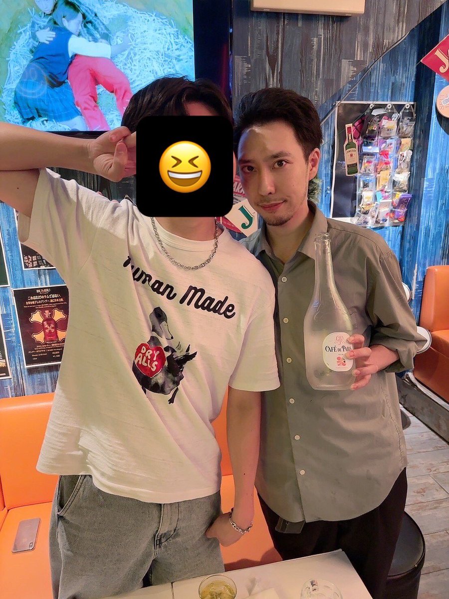 jonny_shout's tweet photo. 無事31歳になりました
前祝いと誕生日当日に駆けつけてくれたお客様に感謝
イベント日は10日なので対戦お願い致します
#SeptemBar
#歌舞伎町
#新宿
#じょにー
#ダーツ
#カラオケ https://t.co/cE8UadZBtk