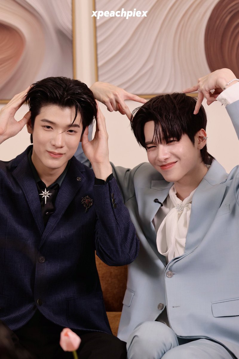 Ren tweet media