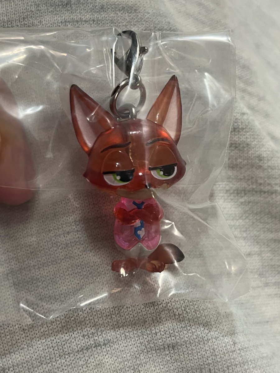 s2sakura08's tweet photo. ズートピアのめじるしチャーム見つけた🦊♡ https://t.co/5Ei3p1fvfS