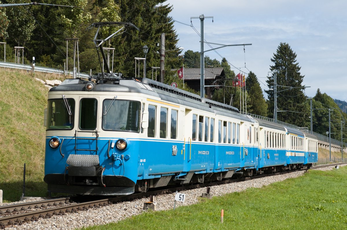 rhbge66nr701's tweet photo. MOB　ABDe8/8
20030919Schönried～ Gruben、Saanenmöser～Schönried
20131231,20141226Schönried～ Gruben
#MOB 
#モントルー・オーベルラン・ベルノワ鉄道 
#モントルー・ベルナーオーバーラント鉄道 https://t.co/REOuPGjnFV