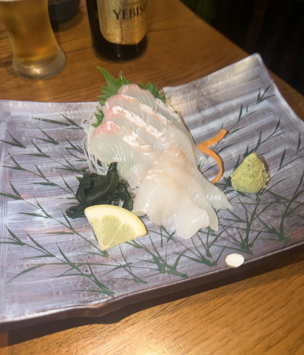 crz163's tweet photo. 旭川の炉端のユーカラ。
北海道っぽいものをいっぱい食べた🙋‍♀️
初めて食べたオヒョウの刺身が美味しい。

#セレサポ東川町キャンプ https://t.co/6Un53JYp5G