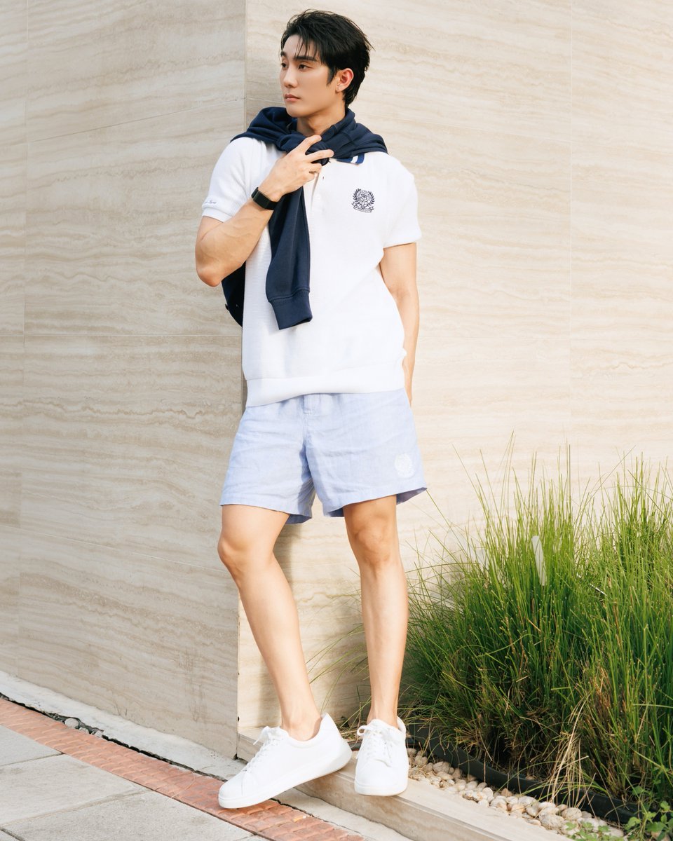 forceofficial_'s tweet photo. 𓈃 08.07.69
IG Post: fforce_

✉️: หนุ่ม #RLTennis สุดเท่ 🦊✨

#Wimbledon
#fforce_ @fforcejs 
#FOLARIS #เจ้าพวกจองหองพองขน https://t.co/MP1Gczv7yb