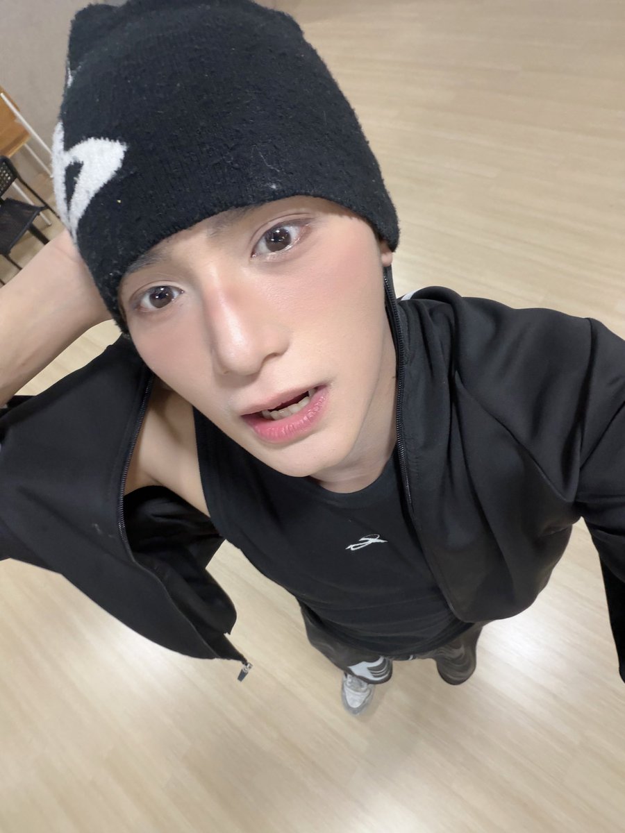 XODIAC_MEMBERS's tweet photo. [#자얀💛] 

💛

#XODIAC #소디엑 #ZAYYAN #자얀 https://t.co/tbwl0rmV5k