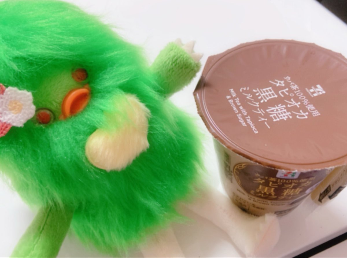 むちむちタピオカ🧋うちのグーたちもタピオカ好きかな〜