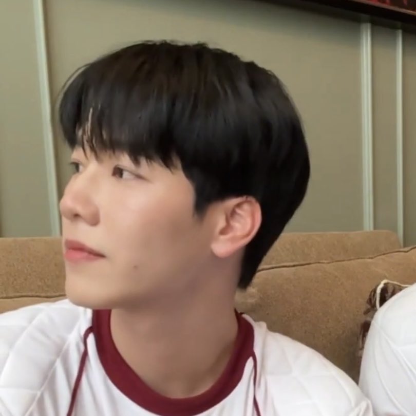mothebestok's tweet photo. ชอบมากเลยดิ๊ มานงอนแล้วน่ารักอ่ะเนาะ https://t.co/RUdSxuSnvP