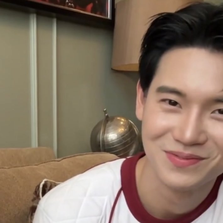 mothebestok's tweet photo. ชอบมากเลยดิ๊ มานงอนแล้วน่ารักอ่ะเนาะ https://t.co/RUdSxuSnvP