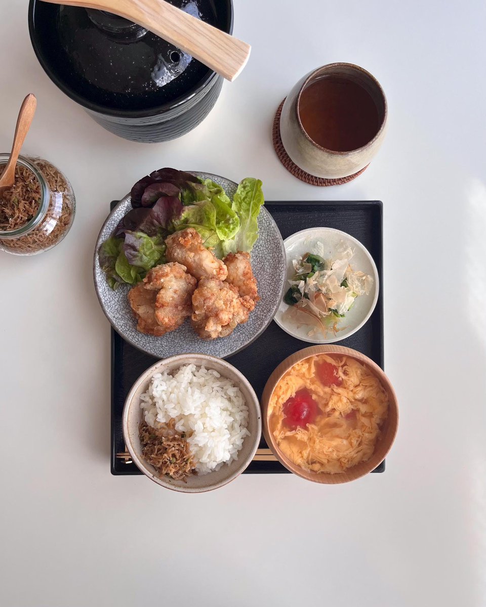__konchikuwa_'s tweet photo. お定食 https://t.co/YFdrRHGDbW