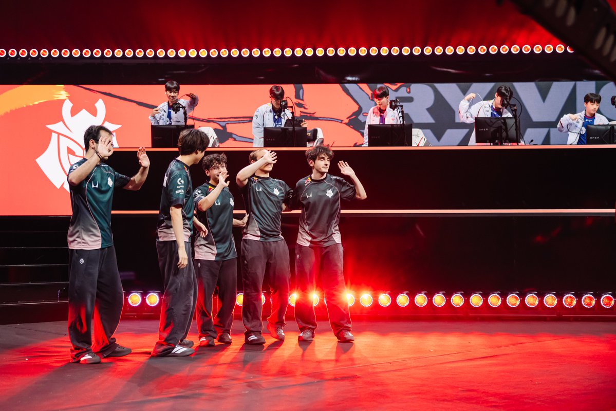 LEC's tweet photo. Legendary. https://t.co/8TE8joCuAu