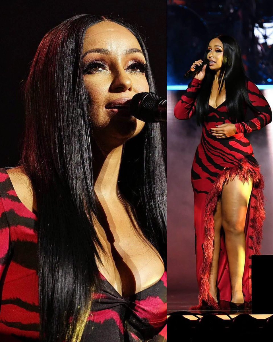 freakoutsideofx's tweet photo. Mya during the Aaliyah Tribute at Essence Fest (2026) 👌🔥❤️ https://t.co/NsPZXskNK0