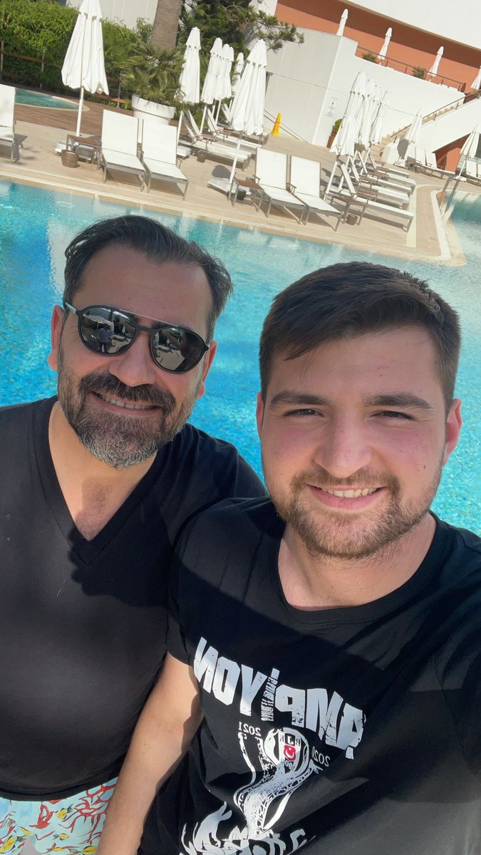 CenkSumer's tweet photo. Ben senden razıyım..
Yolun açık olsun çocuk 🦅 https://t.co/SoJ4csjRdq