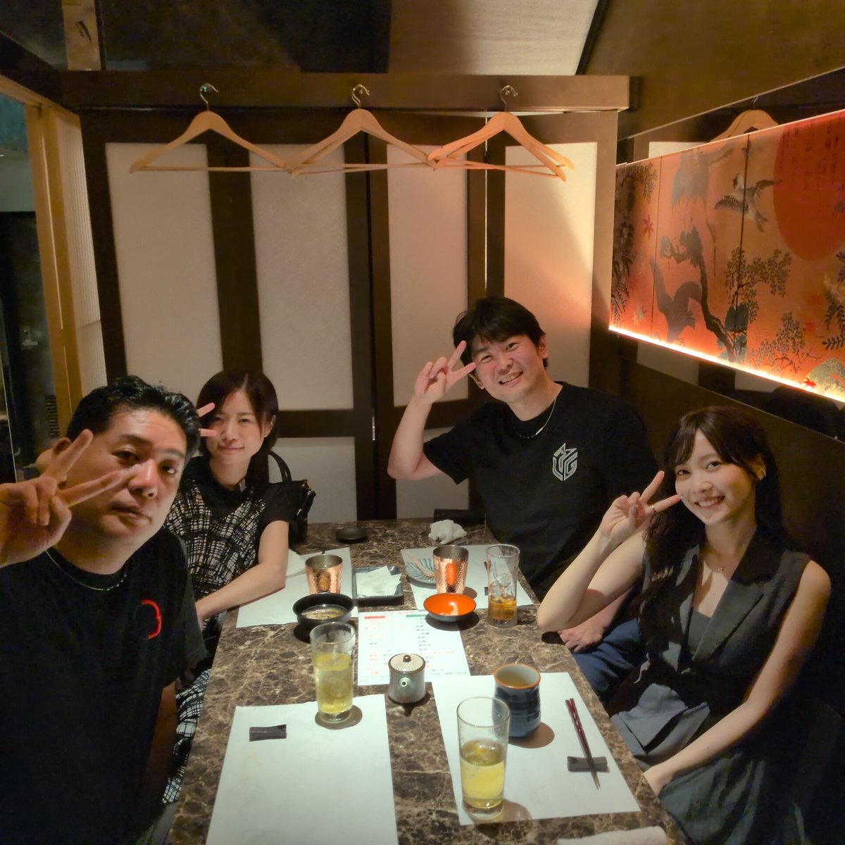 kiyoharahiroshi's tweet photo. 筑波山からの、フェニックス4人顔合わせしました😆
詳細はフェニックス公式youtubeであがるそうですー https://t.co/GKi2SXW6Ow