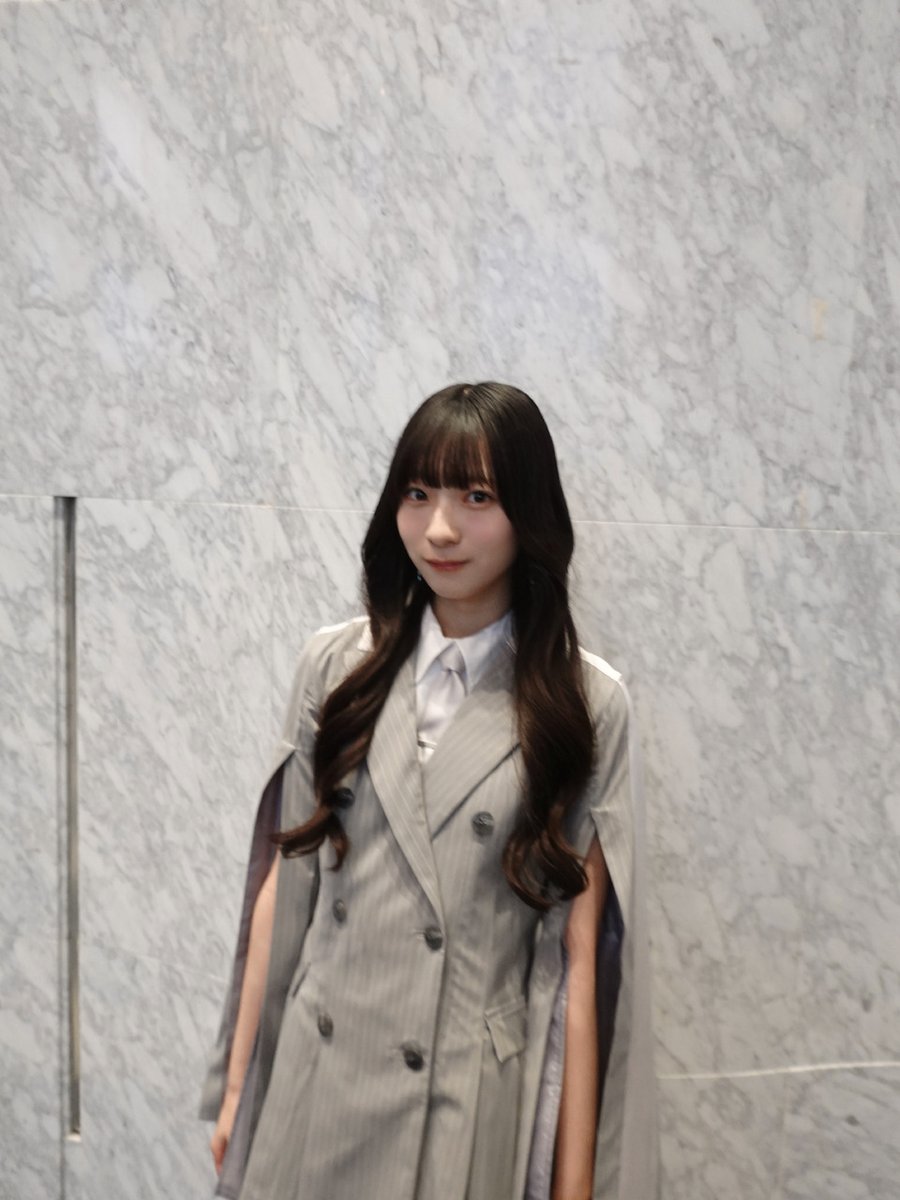hinatazaka46's tweet photo. 【ブログ更新☀️ 宮地すみれ】 　 https://t.co/OctO4CgNTk #日向坂46 #宮地すみれ https://t.co/Mc3GQTDg78