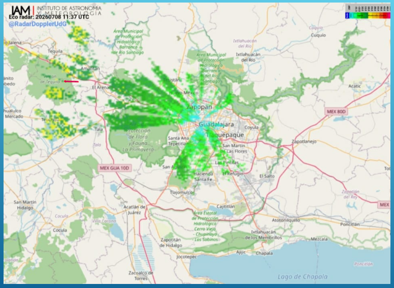 RadarDopplerUdG's tweet photo. Al momento el Radar continua registrando ecos de #lluvia ligera en amplia zona del #AMG y sus alrededores; Y se registra #lluvia ligera a moderada de manera dispersa en Región Valles: #Amatitan, #VolcanTequila y #Tehuchitlan. https://t.co/RLGNFaDkGN
