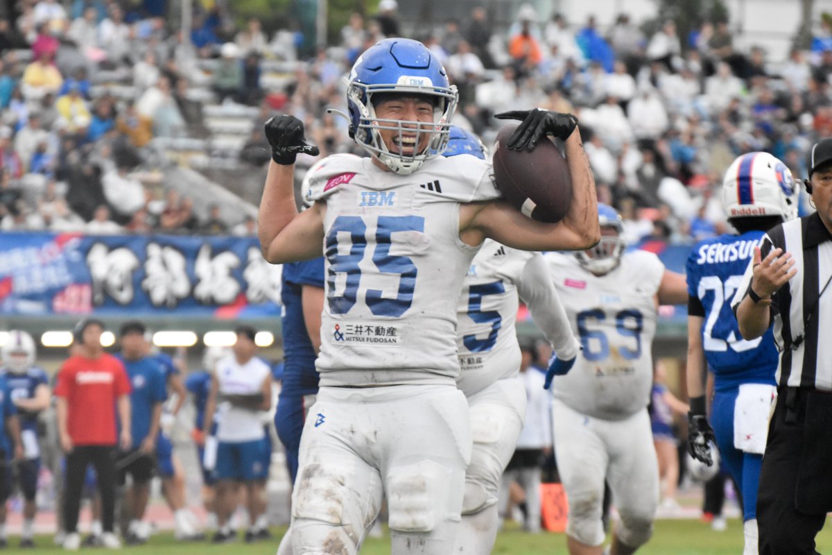 footballstore55's tweet photo. IBM 30-13 SEKISUI（7/5）
ゲームMVP
IBM #85 WR鈴木隆貴（早稲田大）
3キャッチ39yd､2TD
#アメフト https://t.co/LaHoxmgL54