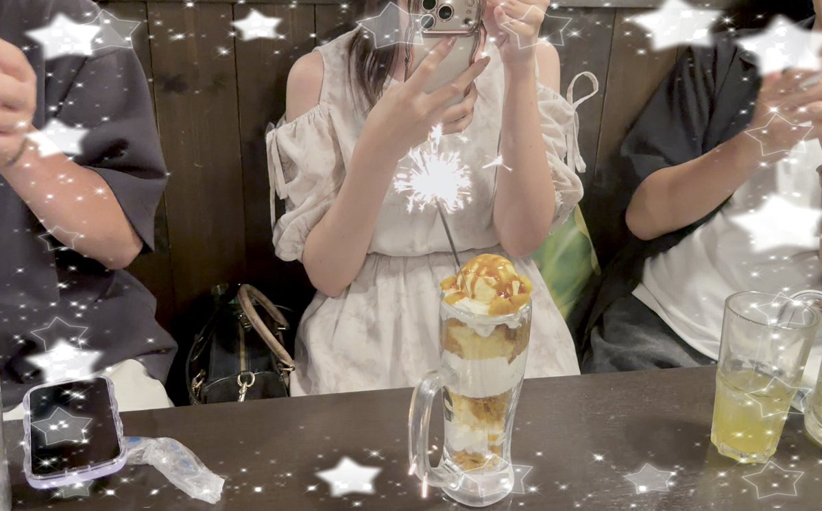 OII0llo's tweet photo. だーーいすきなまいちゃんお誕生日おめでとう♡♡♡一緒にお祝いできてしあわせ★
また来年もお祝いさせてね💕︎💕︎
ちょっとの間同い年✌️ https://t.co/Idvs2UEgRI