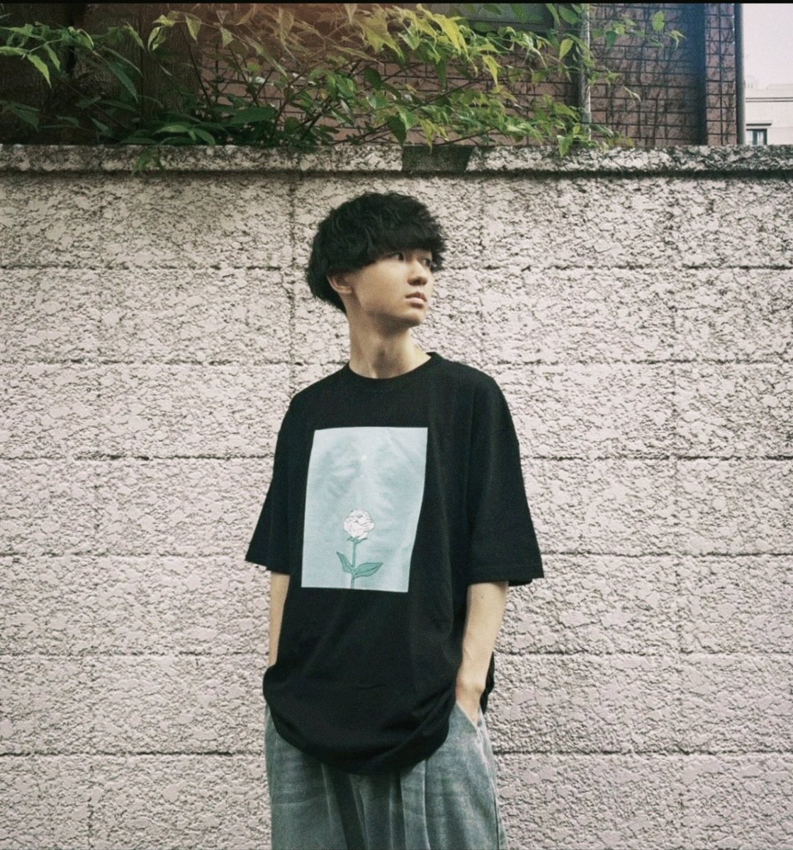 UtaKataaaaaa's tweet photo. ◤ NEW GOODS◢

🆕「嫌いだ」ビッグTシャツ (XL)/ ¥3,500

新曲「仕方ないじゃんか」モチーフのTシャツ登場!!

🛍️販売開始
　7/14自主企画
『宣戦布告-夏の陣-』より発売! https://t.co/T44ICJDf58