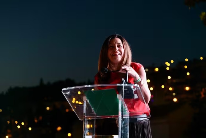 aemprende's tweet photo. 🏆@AlhambraVenture reconoce a #AndalucíaEmprende con el premio "Visir Institucional" por su apoyo a las personas emprendedoras y el impulso a empresas innovadoras.

👥El galardón fue recogido por la consejera @UniversidadAnd, @MC_CastilloMena.

🔗Noticia: https://t.co/XuhMH5RorS https://t.co/9ryiE9CNLu