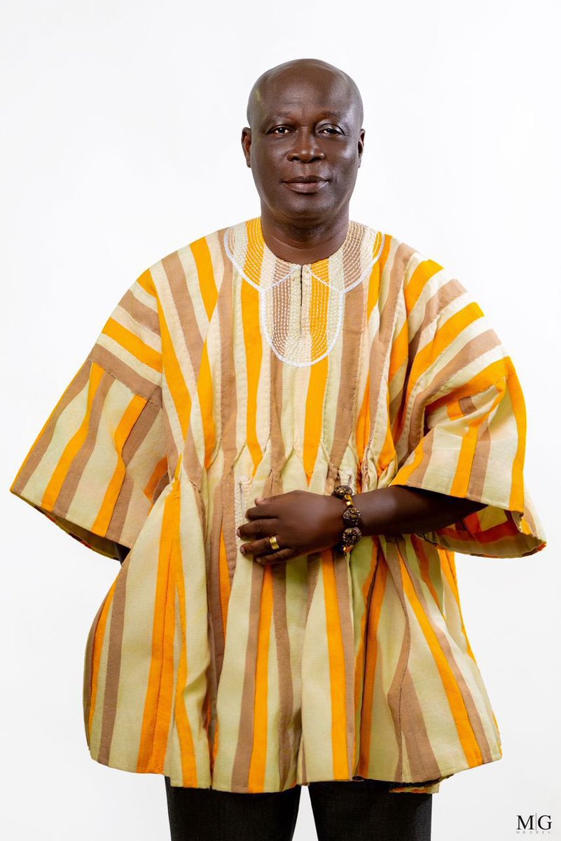 niilanteyvanpee's tweet photo. Greatness begins with the courage to remain true to your values.♥️🇬🇭

#FuguWednesday 
#NiiLanteyVanderpuye https://t.co/HSwwVgN6Sw