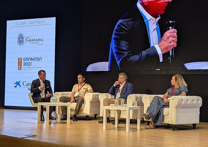 CDTI_innovacion's tweet photo. 📸 El @CDTI_innovacion está presente en #AlhambraVenture2026 👇

🗨️ Participando en mesas redondas sobre #TecnologíasDuales, #VentureCapital y financiación del crecimiento

📌 Ofreciendo asesoramiento personalizado sobre las diferentes #AyudasCDTI en nuestro stand

🤝 Una oportunidad clave para conectar con emprendedores, inversores y agentes del ecosistema innovador

#AyudandoCrearFuturo #emprendimiento #inversión #innovación #dual #duales