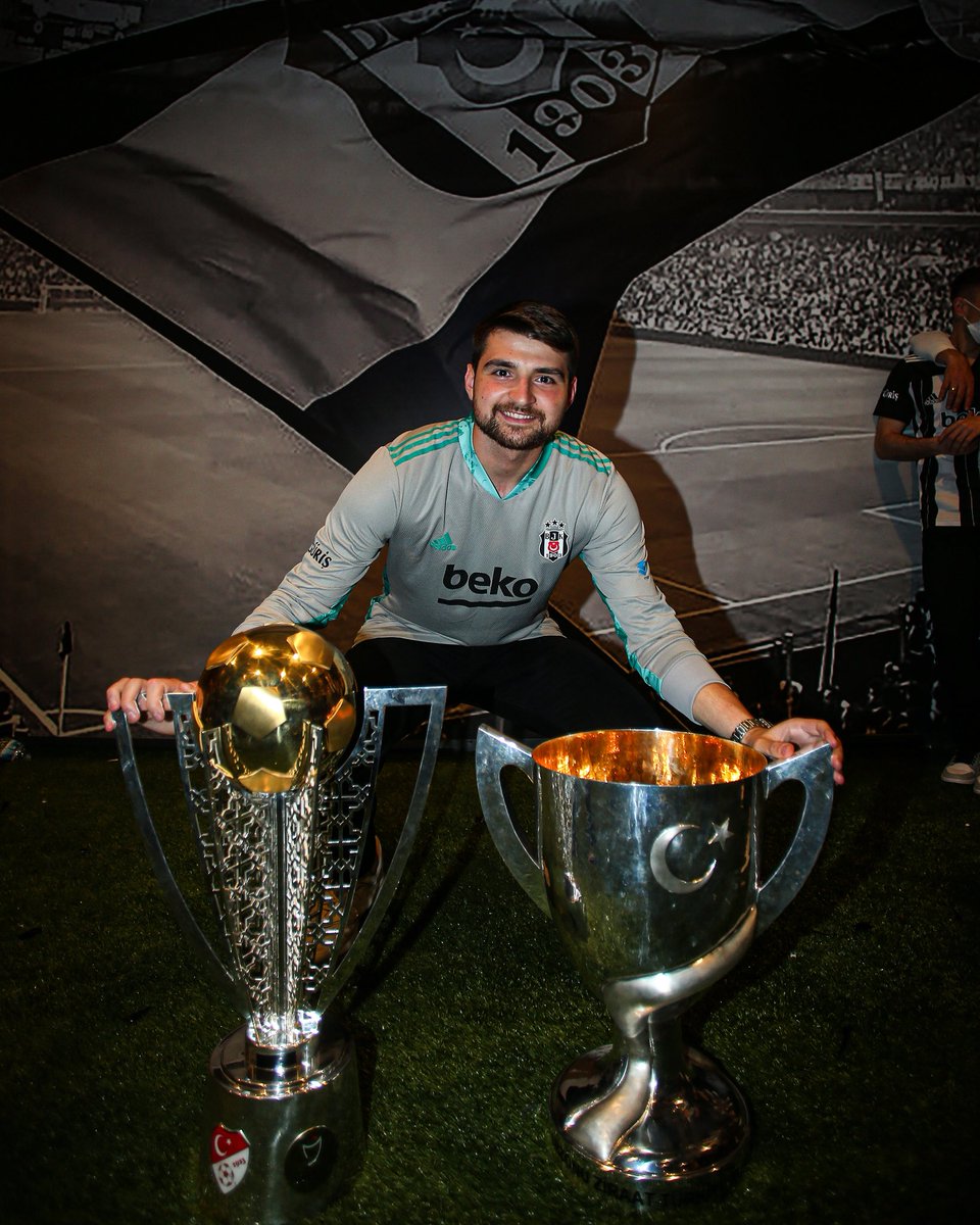 BesiktasEnglish's tweet photo. From the academy to lifting trophies. Countless memories, unforgettable moments… And now it’s time to say goodbye.

Thank you for everything, Ersin.

Once an Eagle, always an Eagle. 🖤🤍 https://t.co/DXqIm5KCIs