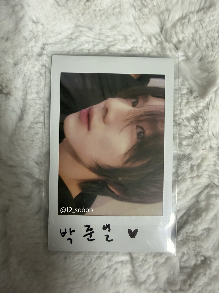 12_sooob's tweet photo. 빅크 이벤트 폴라로이드 당첨!!

빅크 주니리 럽유😘😘
#박준일 #ジュニル #PARKJUNIL https://t.co/1oWHnGcr99