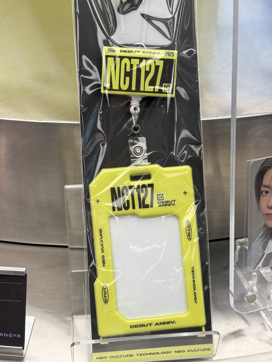 naurclue's tweet photo. OPEN HC NCT 127 10th ANNIVERSARRY MD   

♡ Reel Holder : 350.000 / dp 100.0000 
♡ Jacket Keyring : 315.000 / dp 100.000 
♡ Tumbler : 810.000 / dp 500.000 
♡ Ticket Box set : 445.000 / dp 100.000  

✅bersih ina 
‼️CLOSED : 12 JULY / ARRIVED INA : 15 JULY

dm yaaaah y૮ https://t.co/2SLG5UQ2MI
