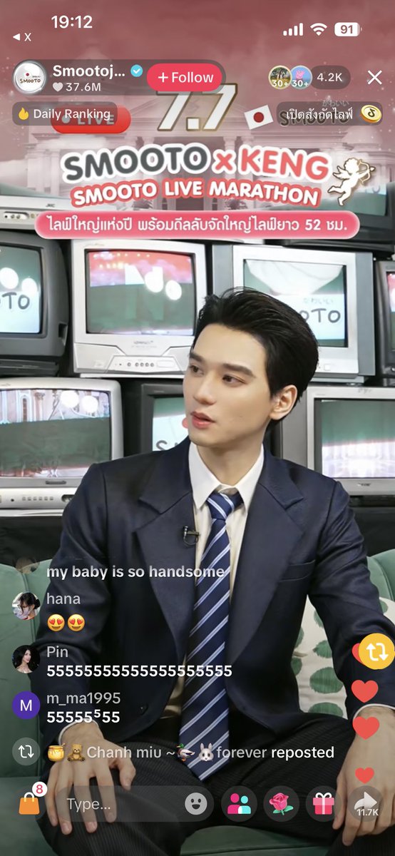 cutieeeeeerr's tweet photo. ลีลิขิตปะ https://t.co/TRj0Pt60jA