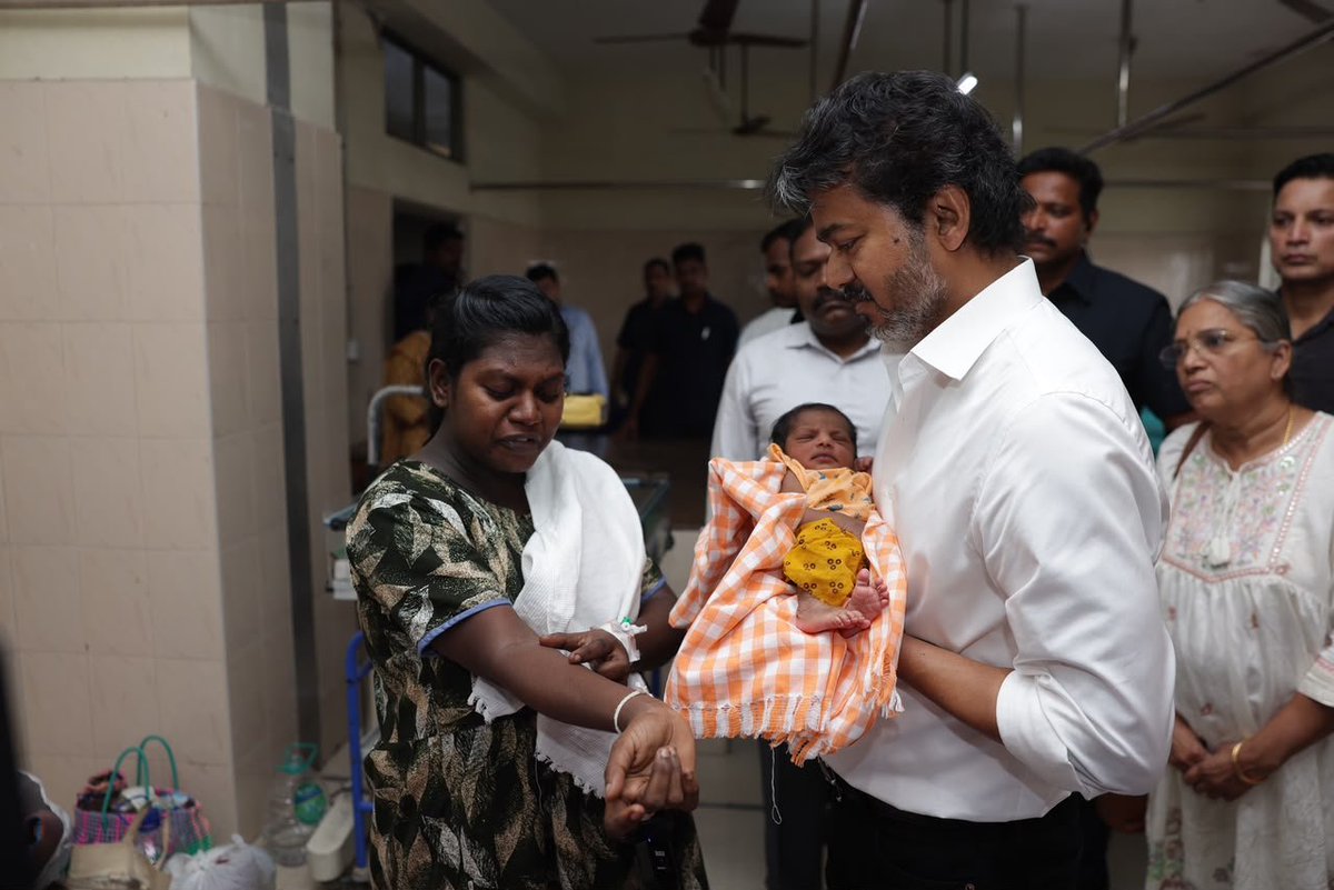 kolappan's tweet photo. He prefers not to speak, allowing his photographs to tell the story instead. Chief Minister C. Joseph Vijay at Egmore Children's Hospital https://t.co/t1v0CDMwhg