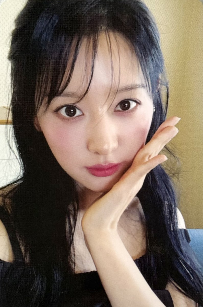 i_rie1019's tweet photo. 김지원 포카가 진짜 좋은 이유....
뼛속까지 인프피인 그녀가 팬들한테 주는 거라면 뭐든 귀여운 척 안 하고 항상 최고로 사랑스럽게 보이려고 노력하는 게 느껴져서 https://t.co/JDJVlKbJVN