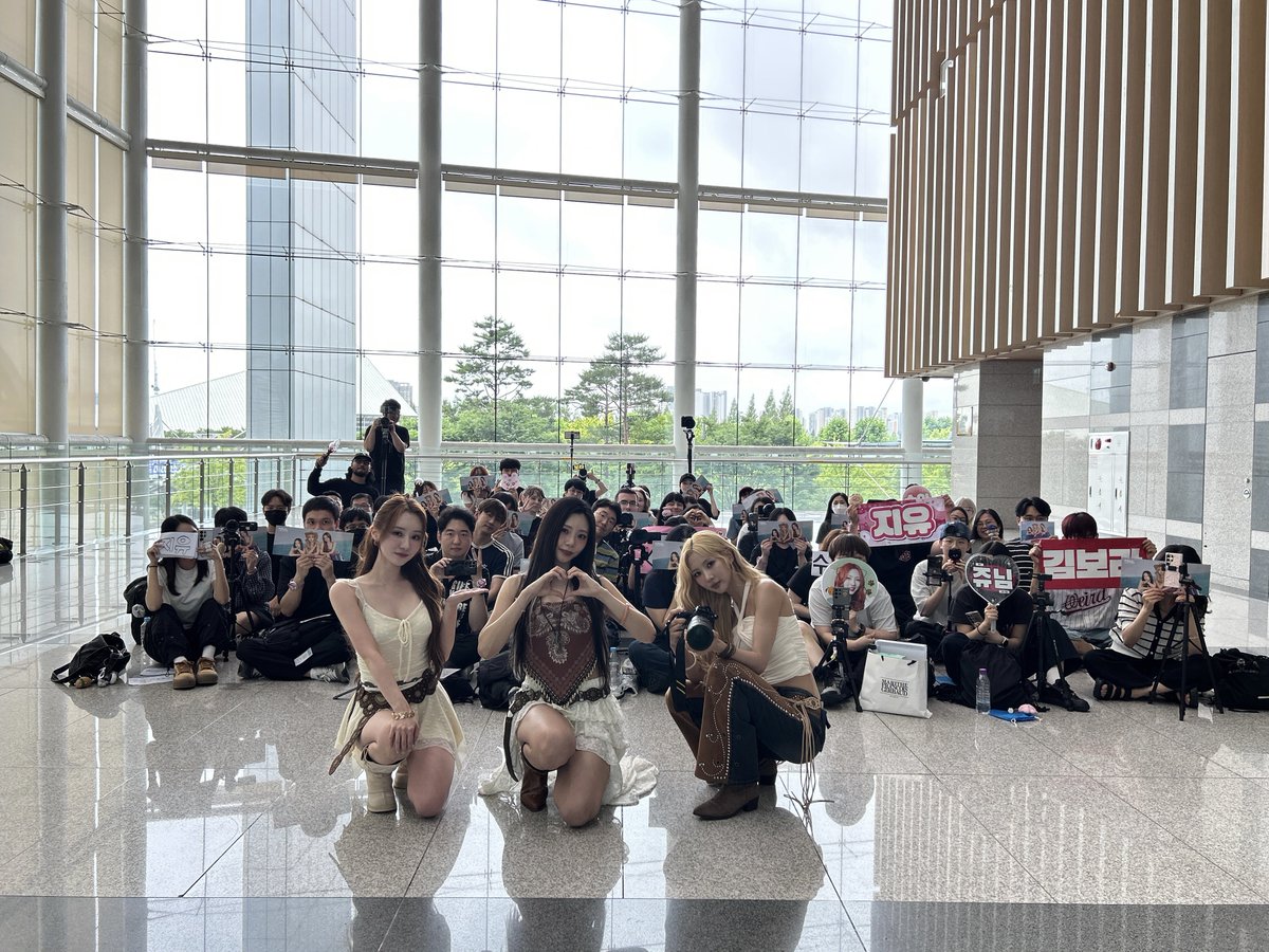 드림캐쳐 Dreamcatcher tweet media