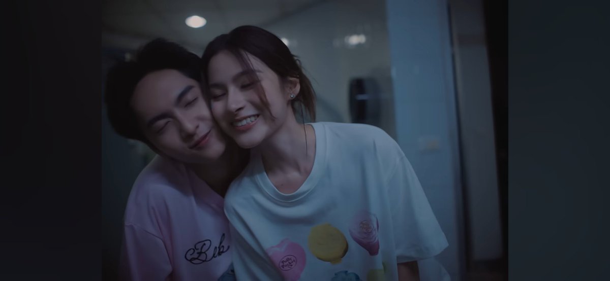beem_nipada's tweet photo. เคมีดีมาก น่ารักคู่เลยอ่าลูก
#BUS_รักมักยาก_MV
#BUS_รักมักยาก
#COPPERdechawat
#PRIMchanikarn https://t.co/vGbzQkkVbO