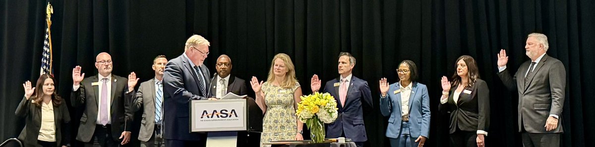 learlfranks61's tweet photo. Last night, I had the honor of representing @NAESP at the Installation Celebration in honor of @AASAHQ President @drgoffney. Congratulations to all incoming officers and board members. https://t.co/1hZnTNPR9S